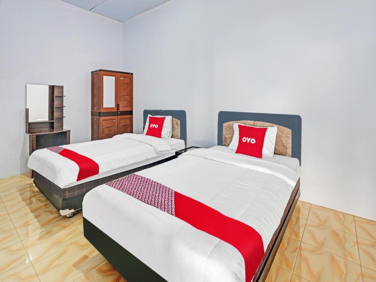 Oyo 90344 Wijayanti Hotel Banyuwangi  Ngoại thất bức ảnh